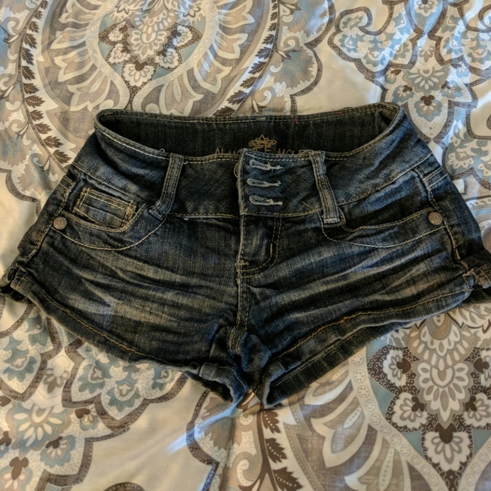 Almost Famous Shorts